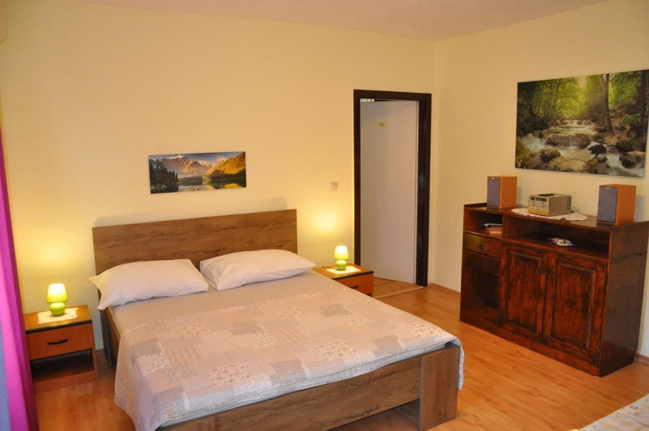 Apartments With A Parking Space Opric, Opatija - 7728 ロヴラン エクステリア 写真