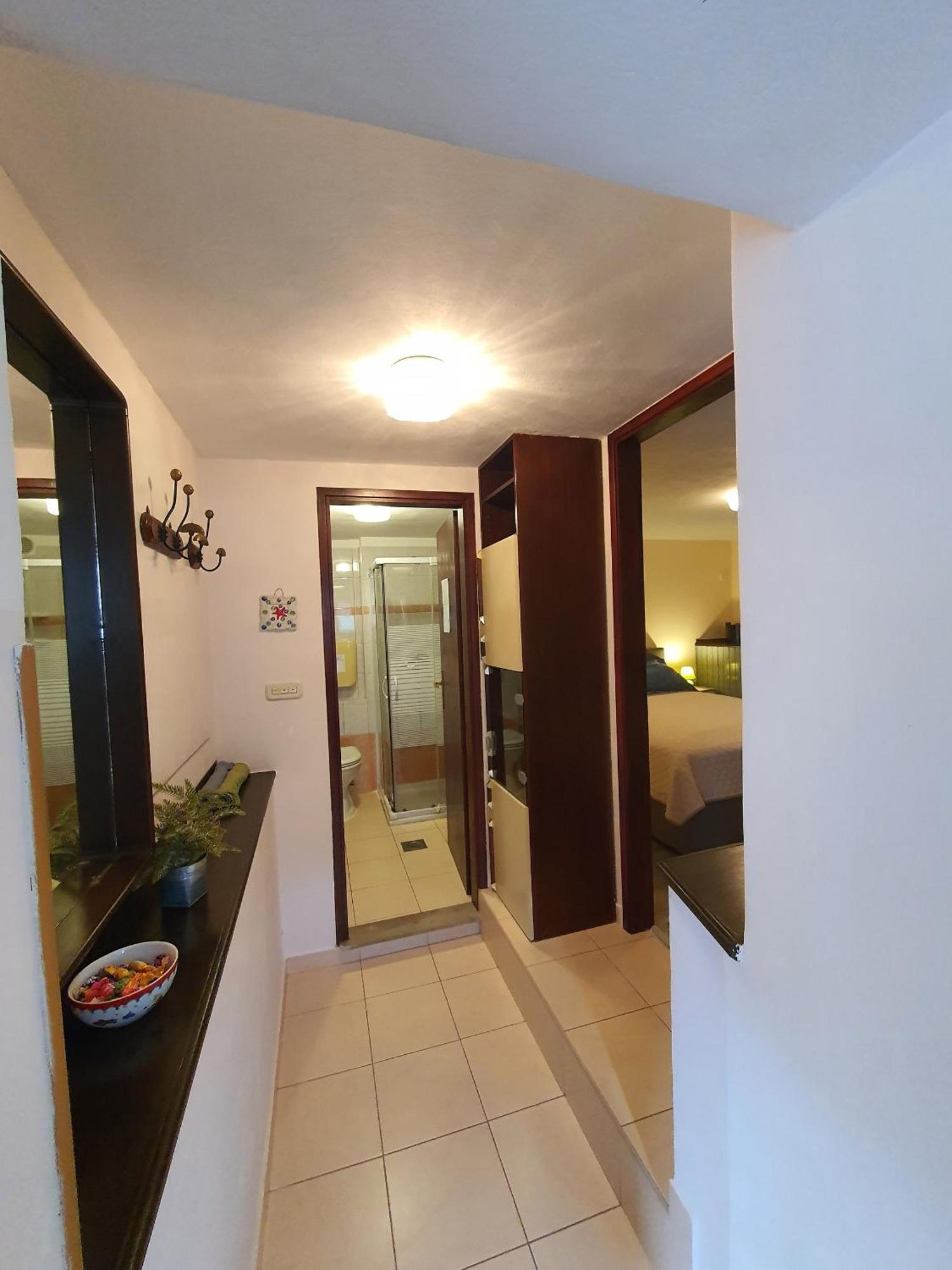 Apartments With A Parking Space Opric, Opatija - 7728 ロヴラン エクステリア 写真