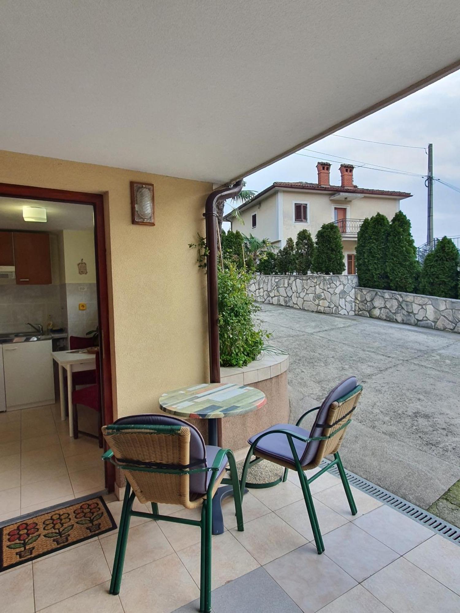 Apartments With A Parking Space Opric, Opatija - 7728 ロヴラン エクステリア 写真
